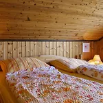 3 Bedroom Cozy In *