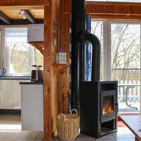 3 Bedroom Cozy In * Extertal