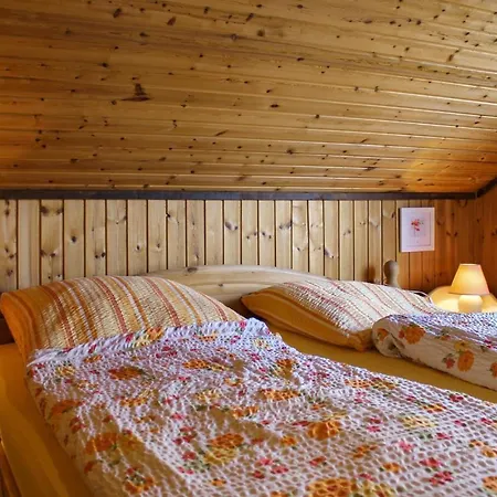 3 Bedroom Cozy In *