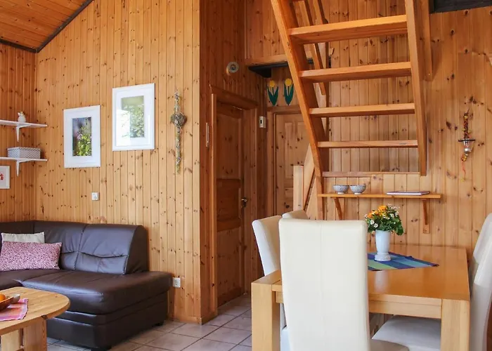 3 Bedroom Cozy In 度假居 埃克斯特塔尔