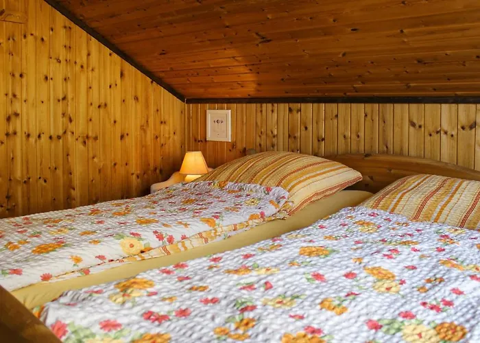 3 Bedroom Cozy In Extertal