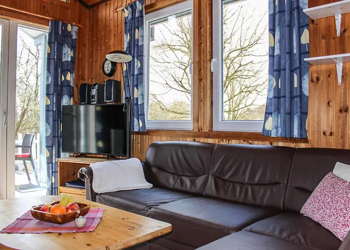 度假居 3 Bedroom Cozy In *