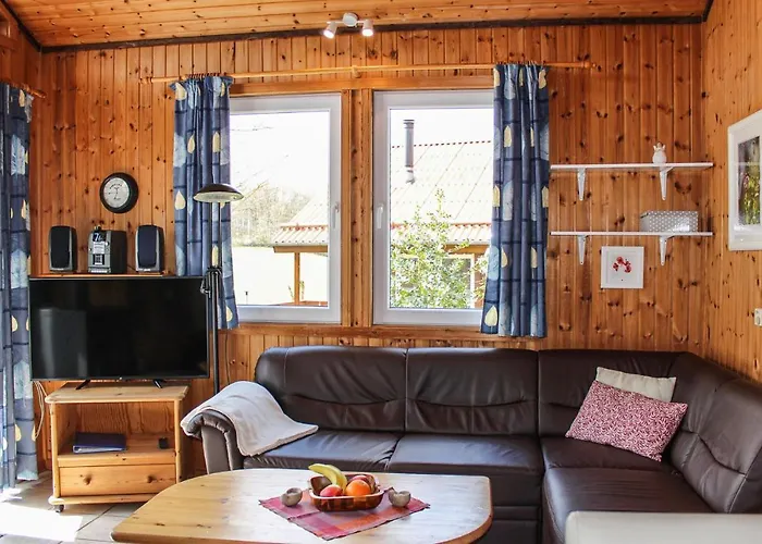 3 Bedroom Cozy In * 埃克斯特塔尔